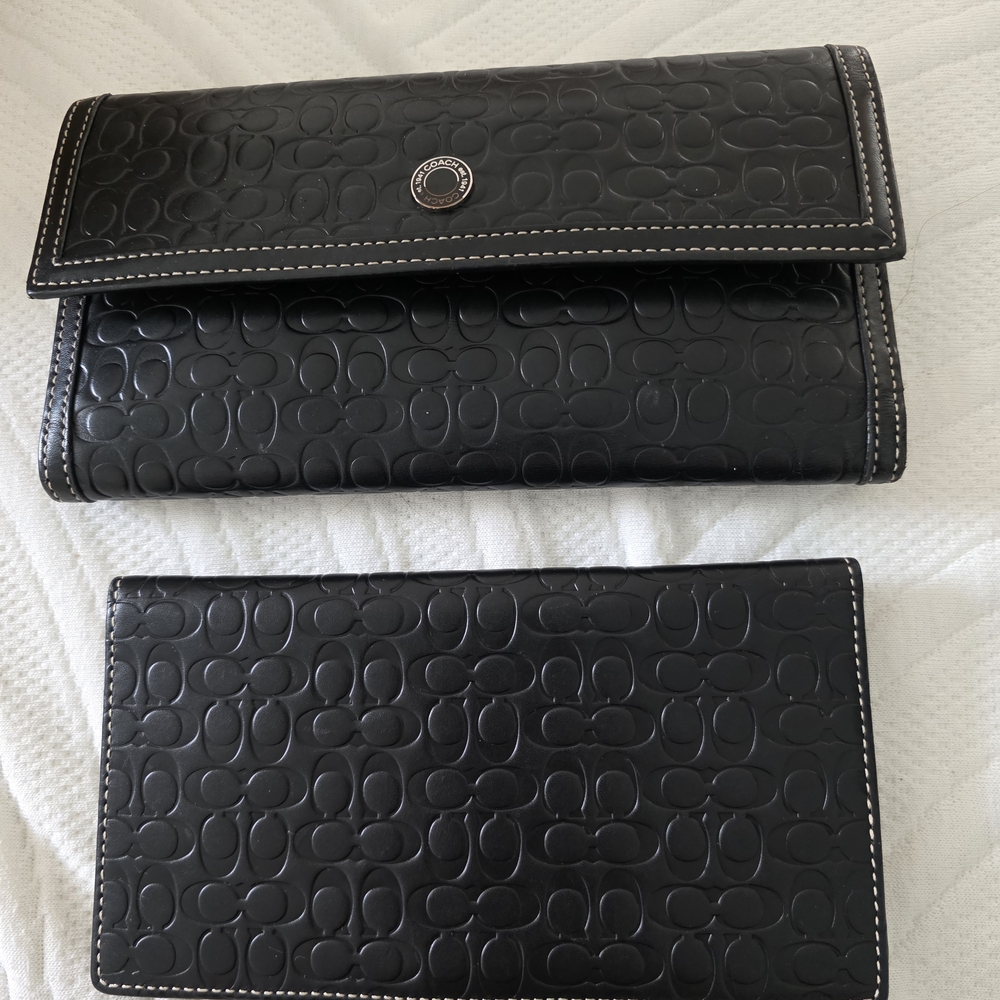 Coach Vintage Black Embossed Wallet Duo
